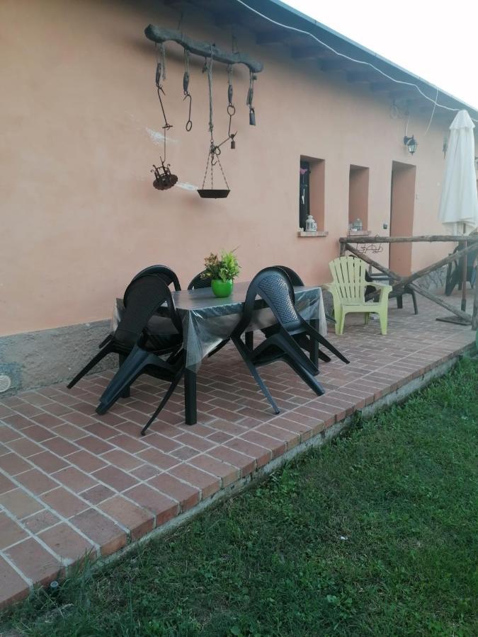 Casale Cavatella Bed & Breakfast แซร์โมเนตา ภายนอก รูปภาพ