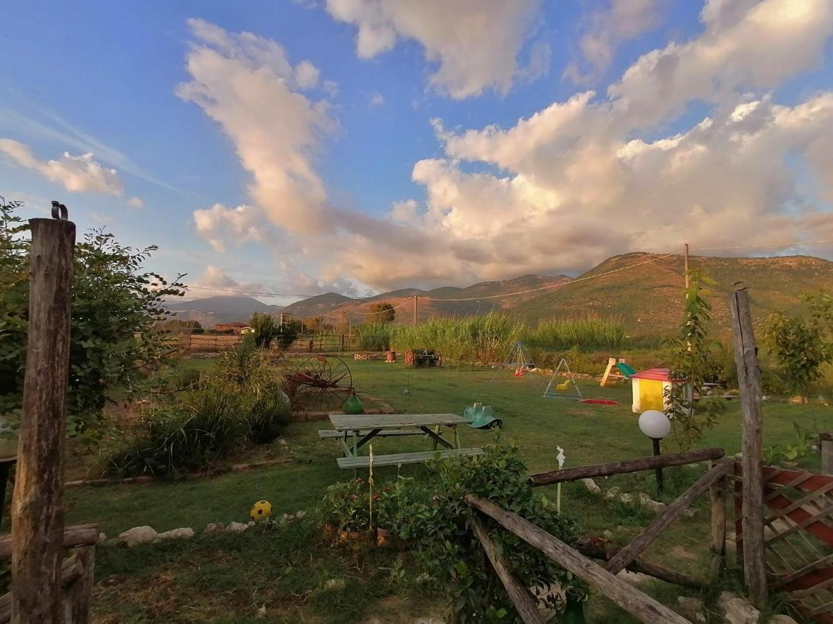 Casale Cavatella Bed & Breakfast แซร์โมเนตา ภายนอก รูปภาพ