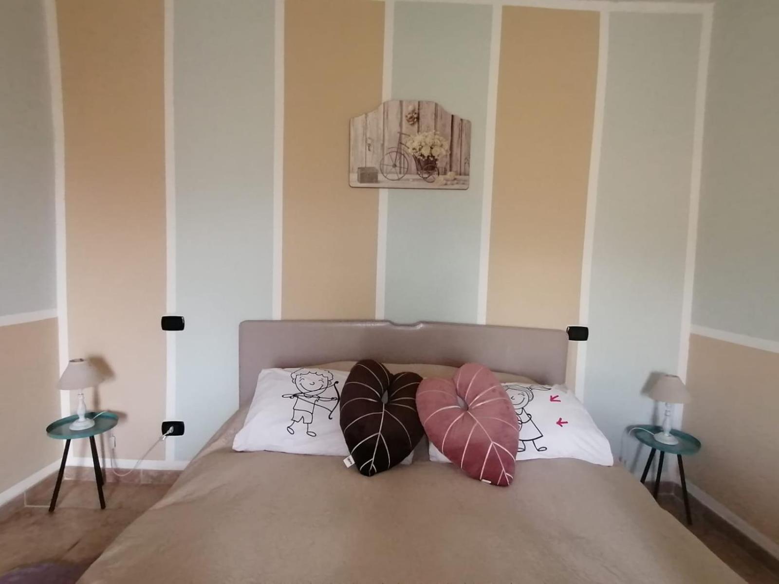 Casale Cavatella Bed & Breakfast แซร์โมเนตา ภายนอก รูปภาพ