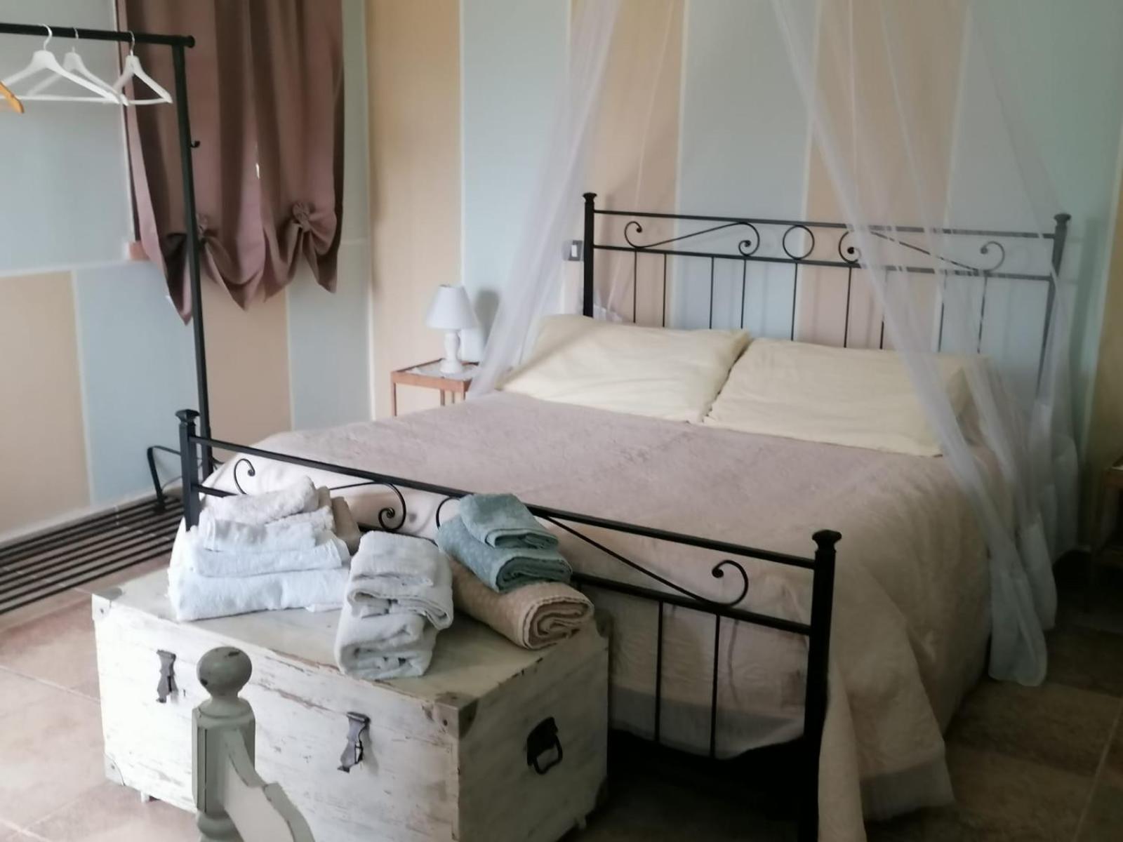 Casale Cavatella Bed & Breakfast แซร์โมเนตา ภายนอก รูปภาพ